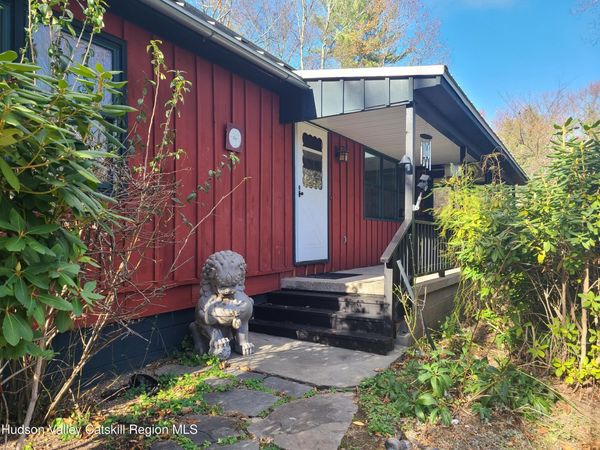 44 Sheldon Hill Road, Olivebridge, NY 12461