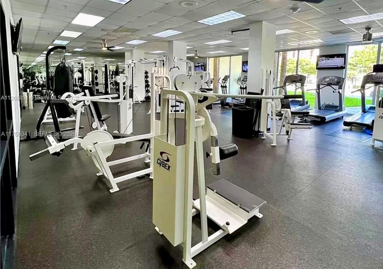 19390 Collins Ave, Unit 312, Sunny Isles Beach, FL 33160 Photo