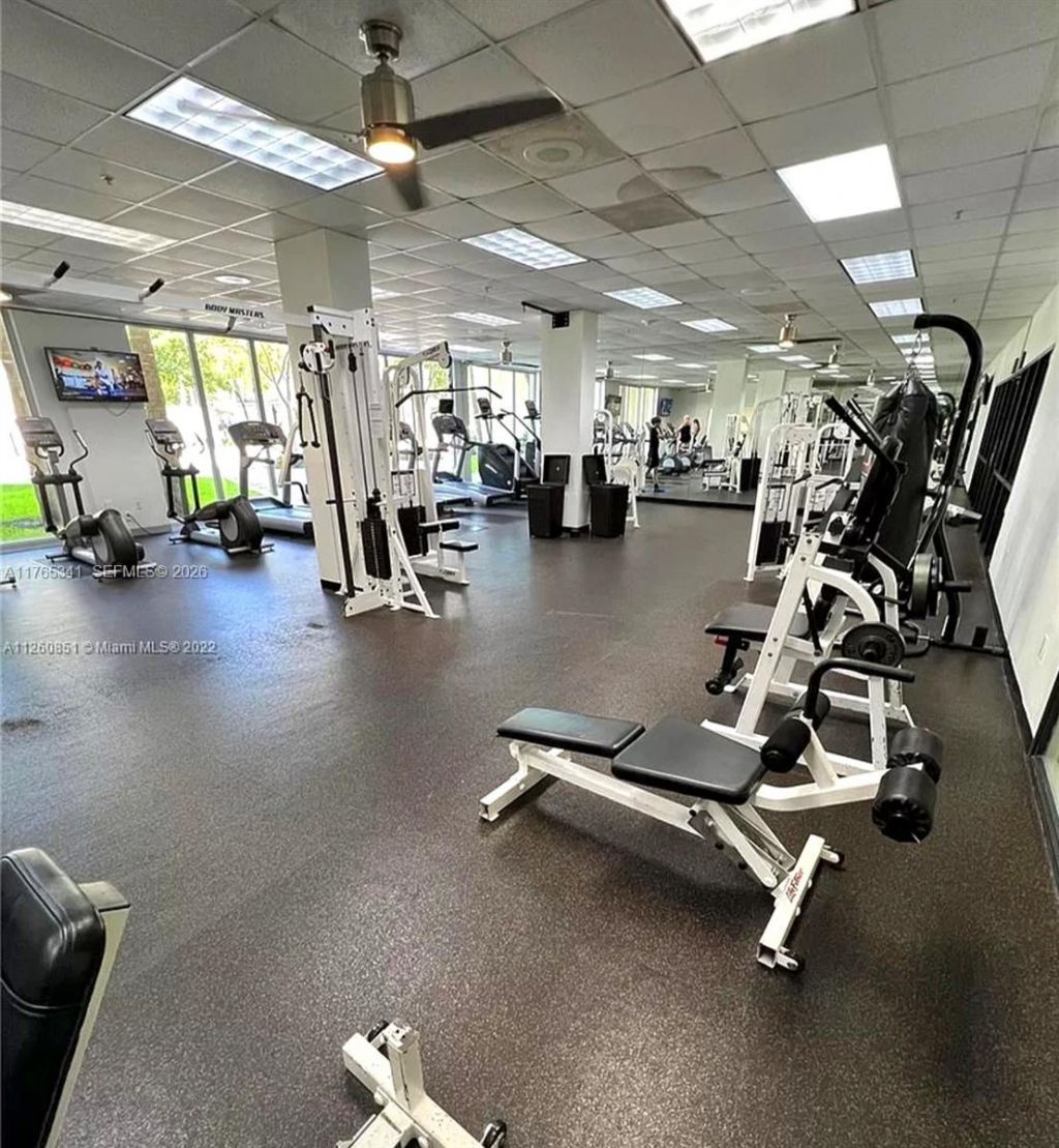 19390 Collins Ave, Unit 312, Sunny Isles Beach, FL 33160 Photo