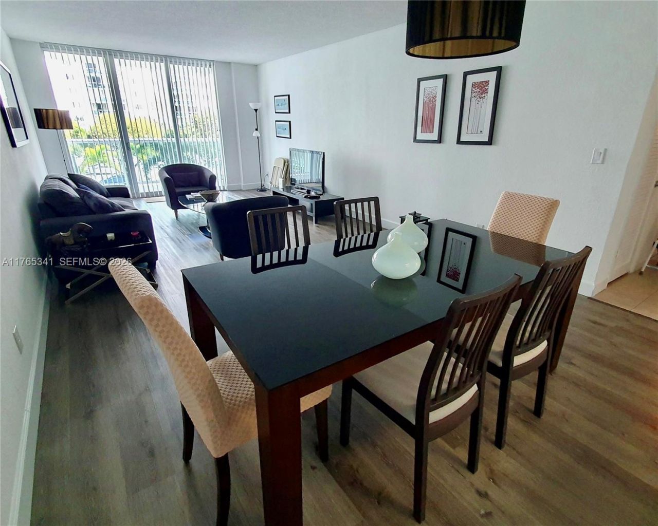 19390 Collins Ave, Unit 312, Sunny Isles Beach, FL 33160 Photo