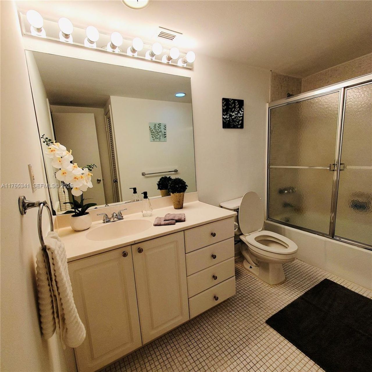 19390 Collins Ave, Unit 312, Sunny Isles Beach, FL 33160 Photo