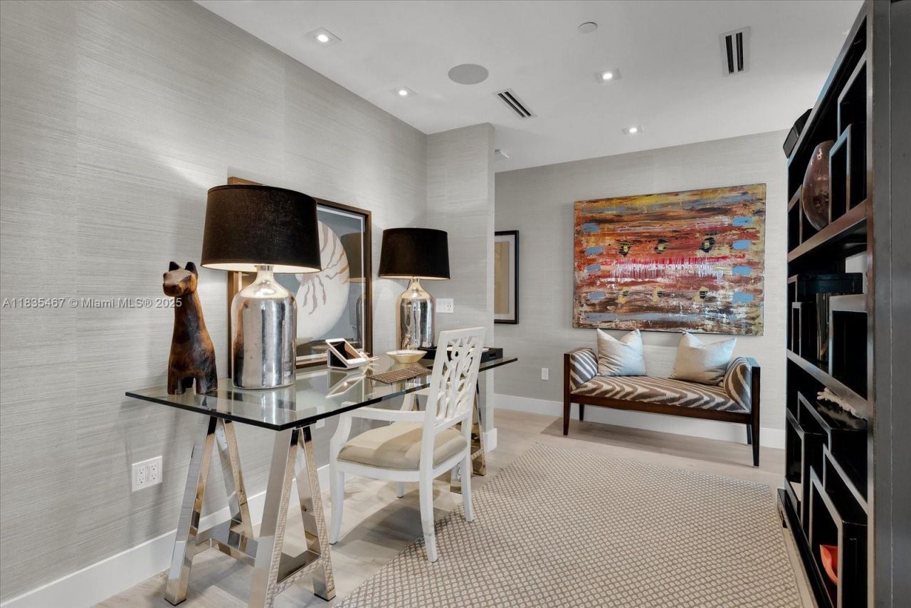 100 S Pointe Dr, Unit 1502, Miami Beach, FL 33139 Photo