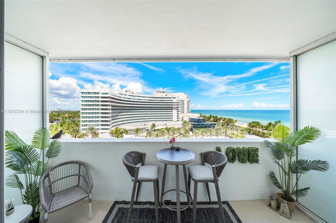4391 Collins Ave, Unit 802, Miami Beach, FL 33140 Photo