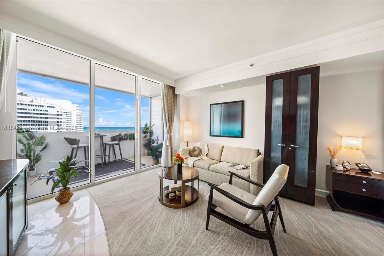 4391 Collins Ave, Unit 802, Miami Beach, FL 33140 Photo