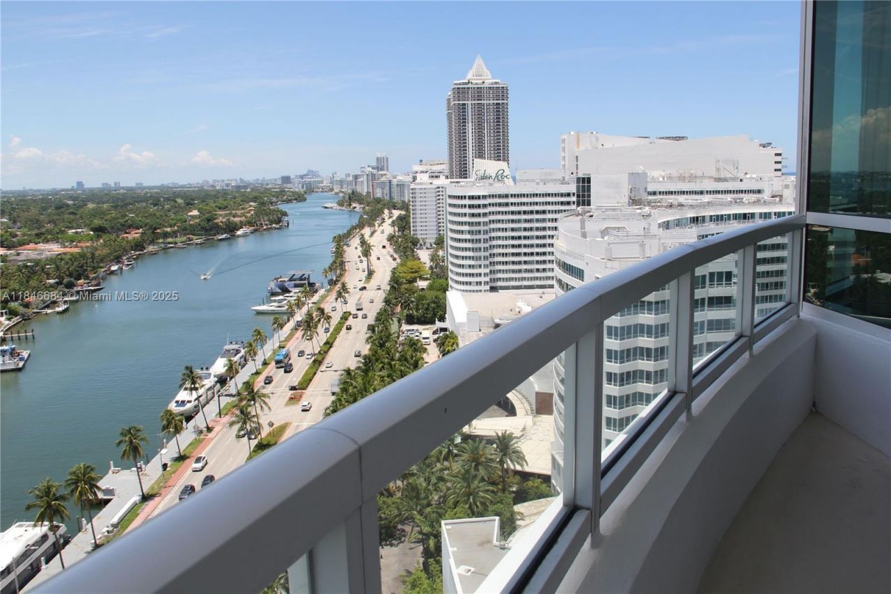 4401 Collins Ave, Unit 1915/1917, Miami Beach, FL 33140 Photo