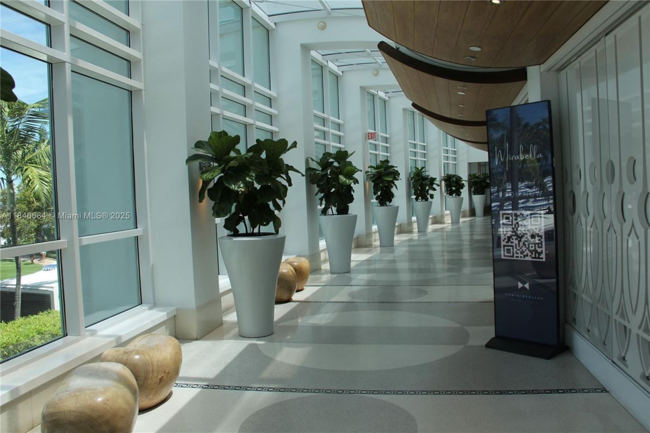 4401 Collins Ave, Unit 1915/1917, Miami Beach, FL 33140 Photo