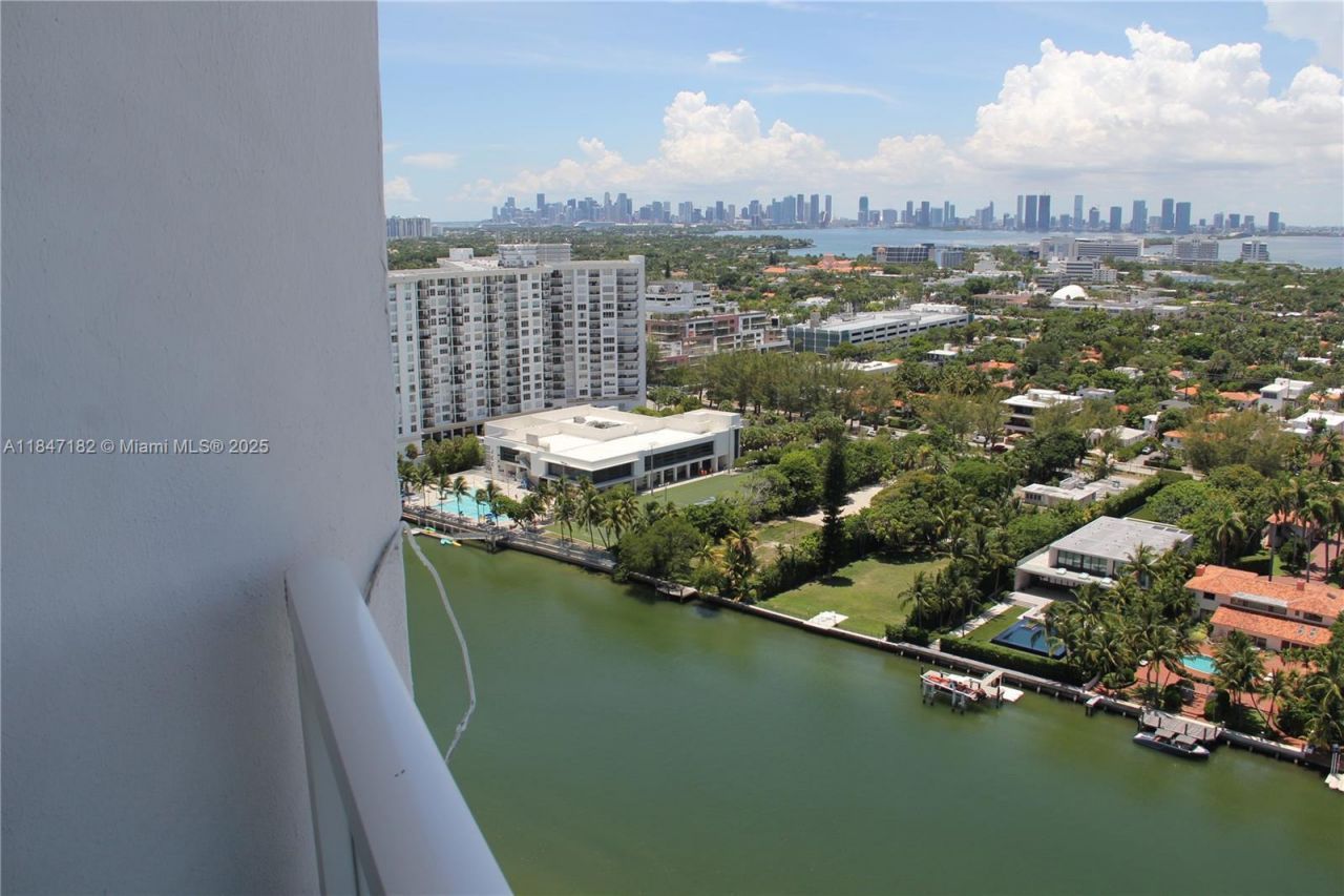 4401 Collins Ave, Unit 2315/2317, Miami Beach, FL 33140 Photo