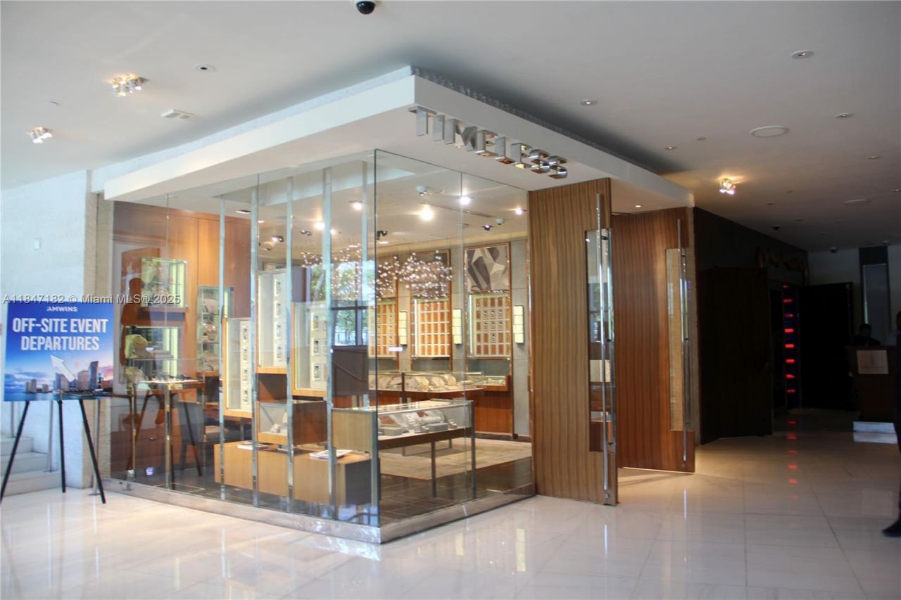 4401 Collins Ave, Unit 2315/2317, Miami Beach, FL 33140 Photo