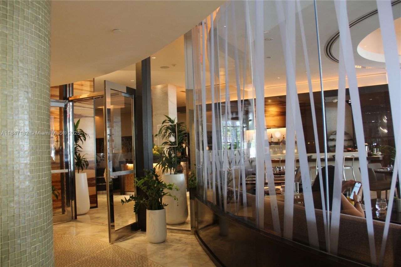 4401 Collins Ave, Unit 2315/2317, Miami Beach, FL 33140 Photo