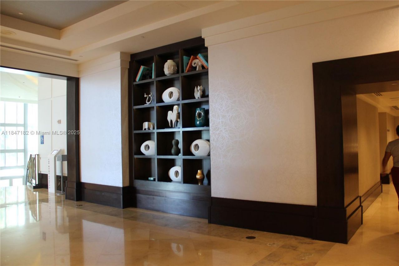 4401 Collins Ave, Unit 2315/2317, Miami Beach, FL 33140 Photo