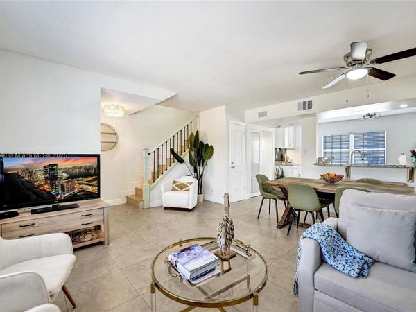 345 Virginia St, Hollywood, FL 33019