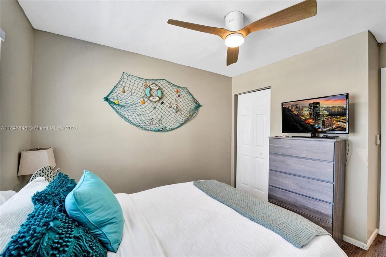 345 Virginia St, Hollywood, FL 33019 Photo