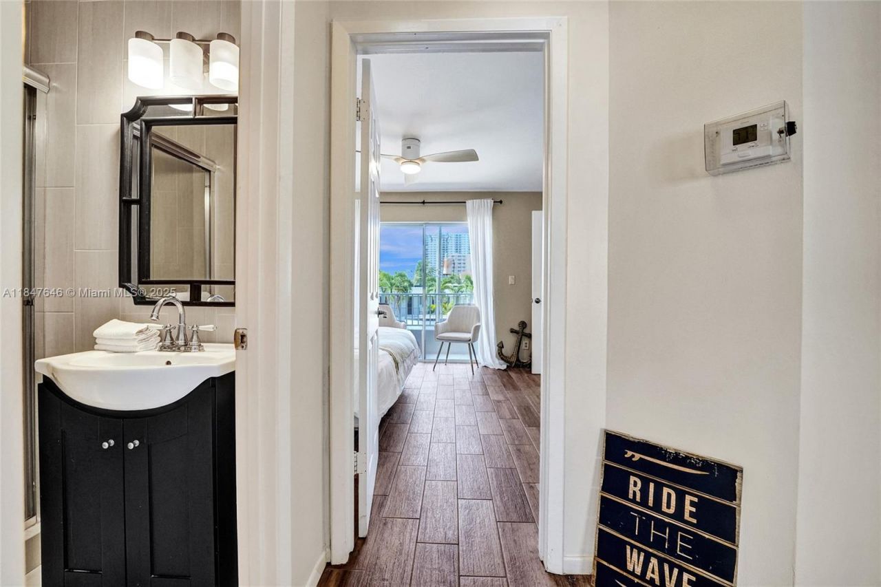 345 Virginia St, Hollywood, FL 33019 Photo