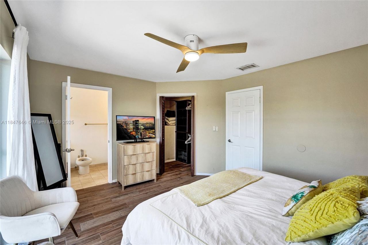 345 Virginia St, Hollywood, FL 33019 Photo