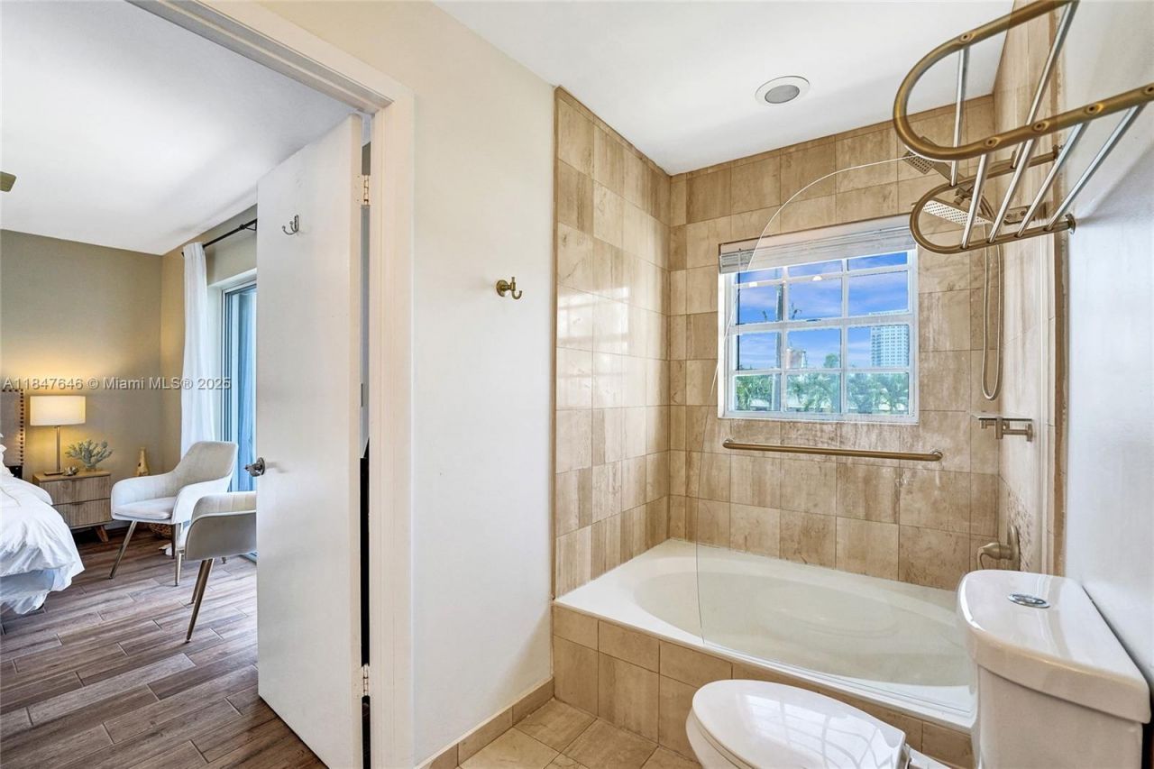 345 Virginia St, Hollywood, FL 33019 Photo