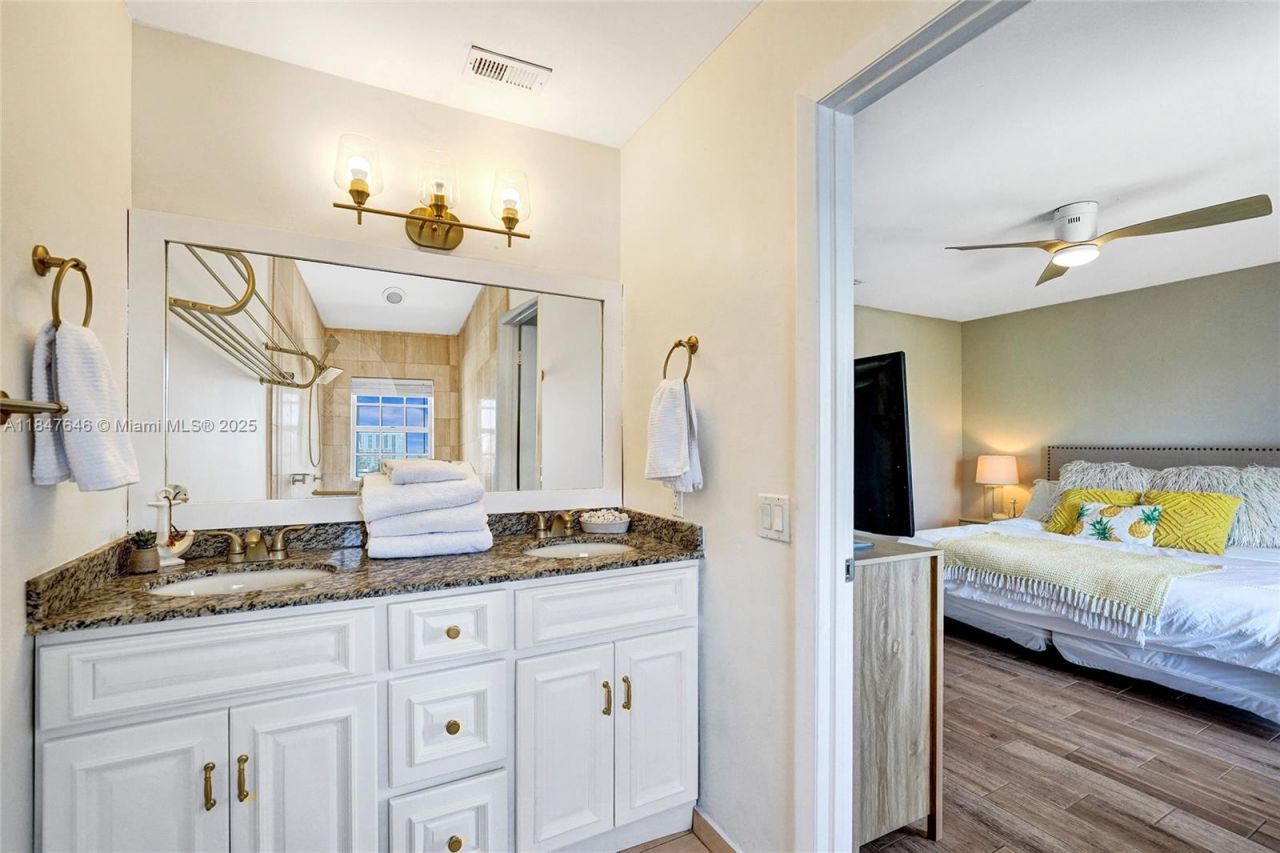 345 Virginia St, Hollywood, FL 33019 Photo