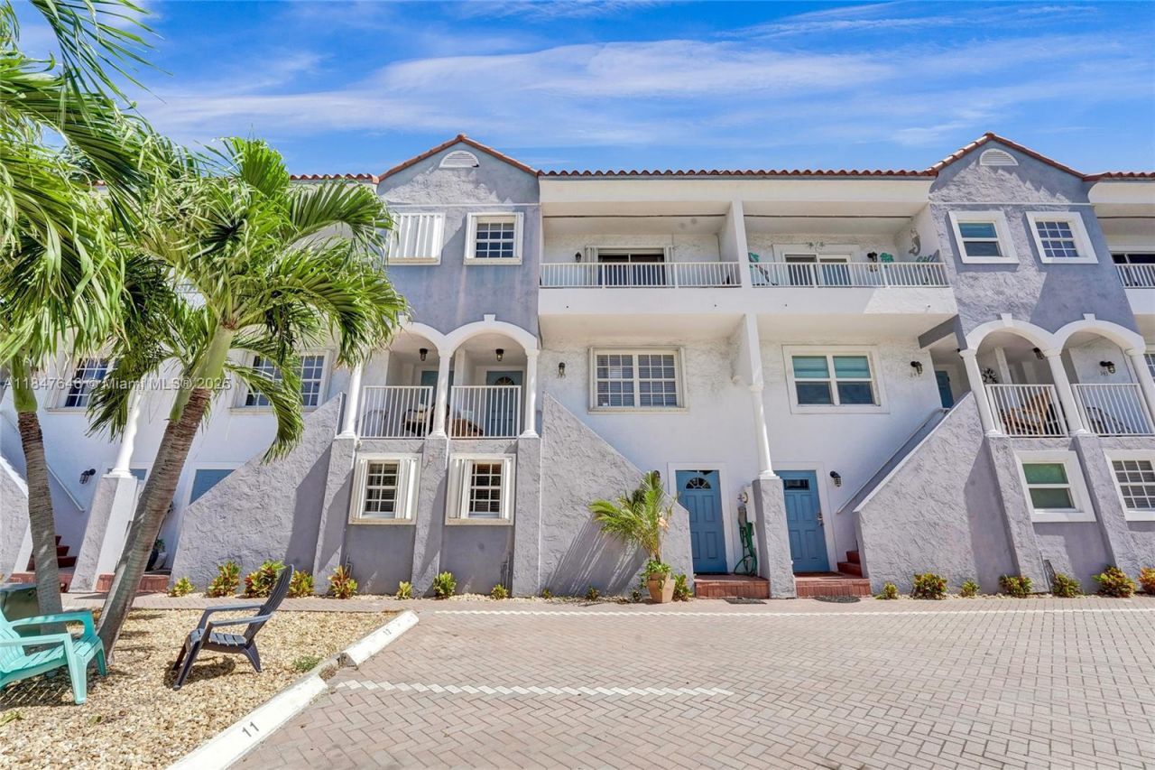 345 Virginia St, Hollywood, FL 33019 Photo