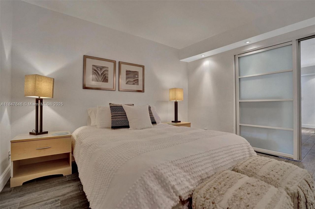 345 Virginia St, Hollywood, FL 33019 Photo