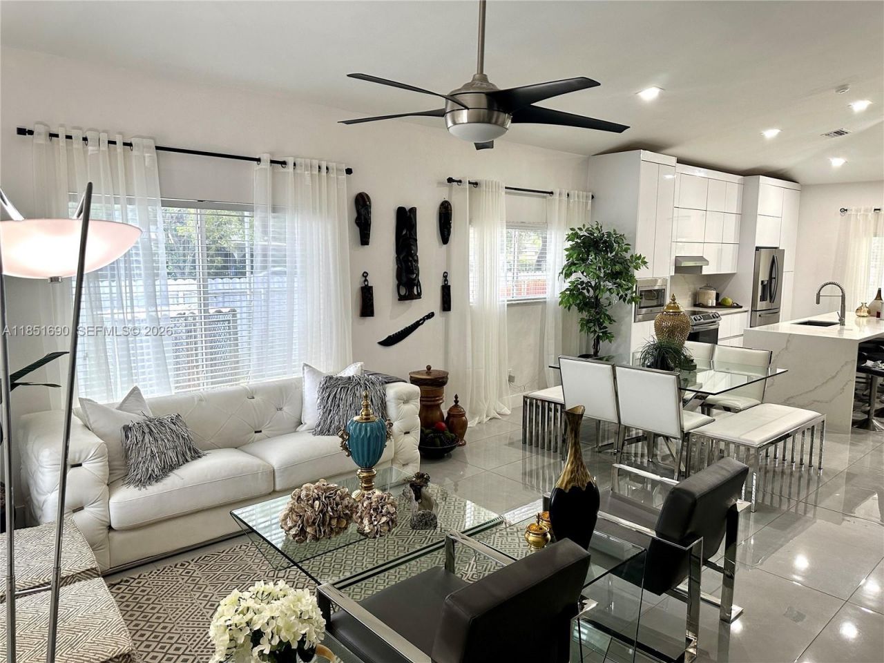 11 NE 151st St, Miami, FL 33162 Photo