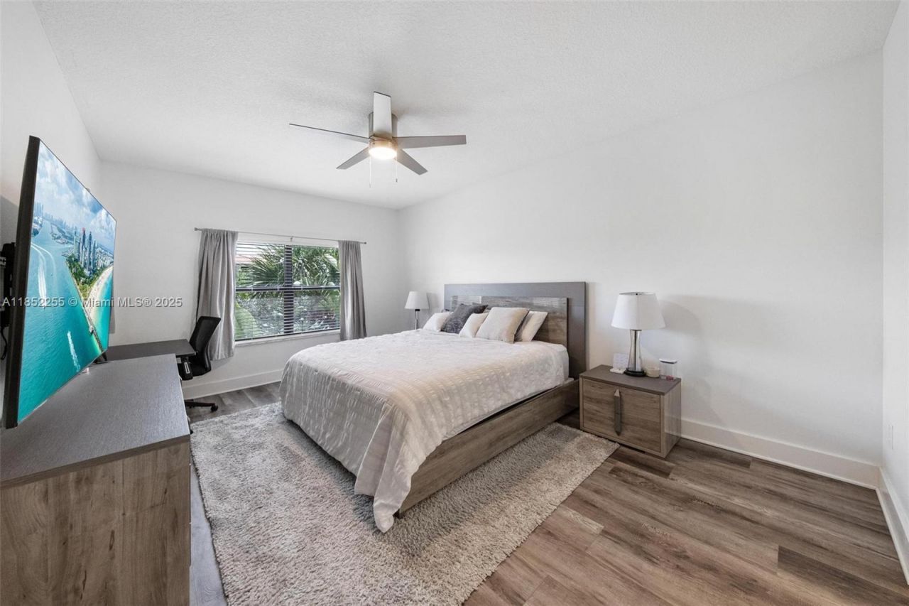 800 Uno Lago Dr, Unit 301, Juno Beach, FL 33408 Photo