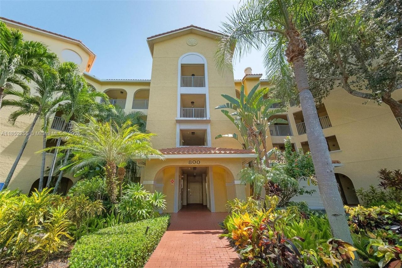 800 Uno Lago Dr, Unit 301, Juno Beach, FL 33408 Photo