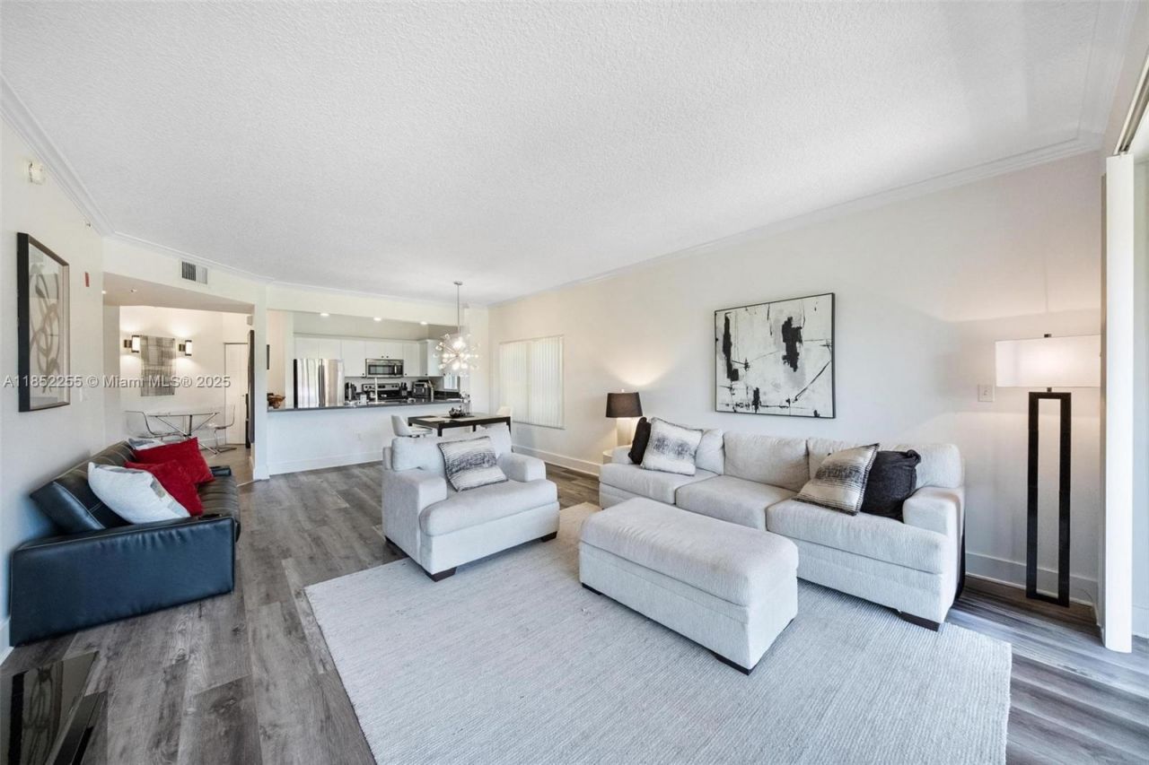 800 Uno Lago Dr, Unit 301, Juno Beach, FL 33408 Photo