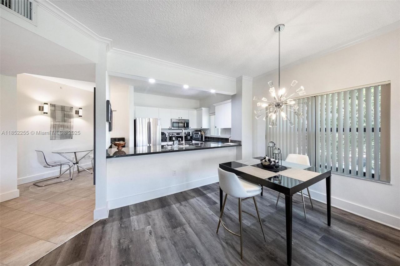 800 Uno Lago Dr, Unit 301, Juno Beach, FL 33408 Photo