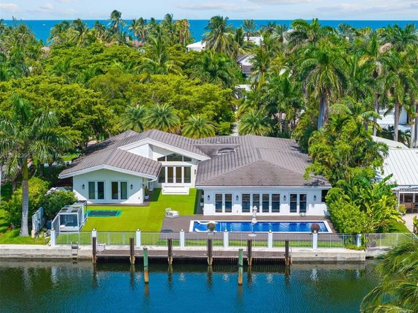 194 Golden Beach Dr, Golden Beach, FL 33160