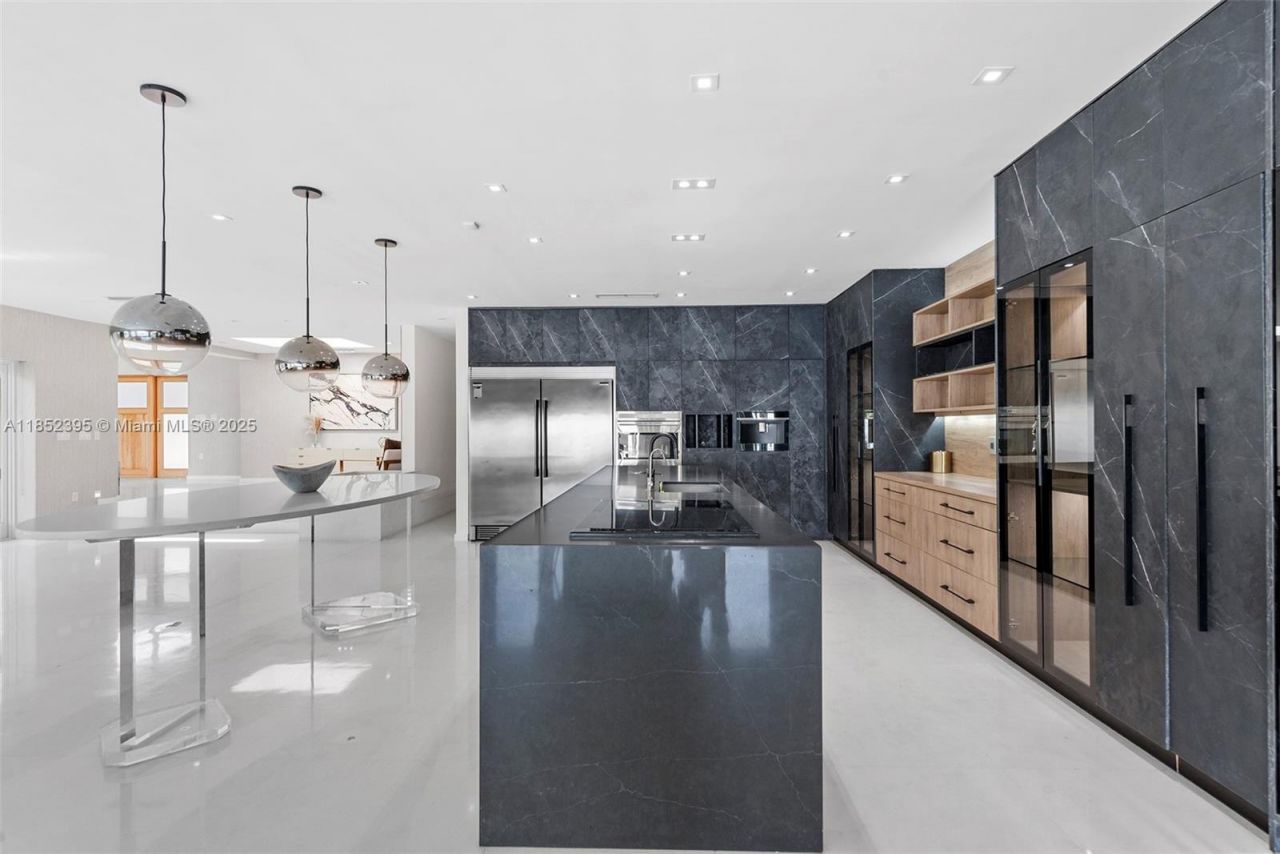 194 Golden Beach Dr, Golden Beach, FL 33160 Photo