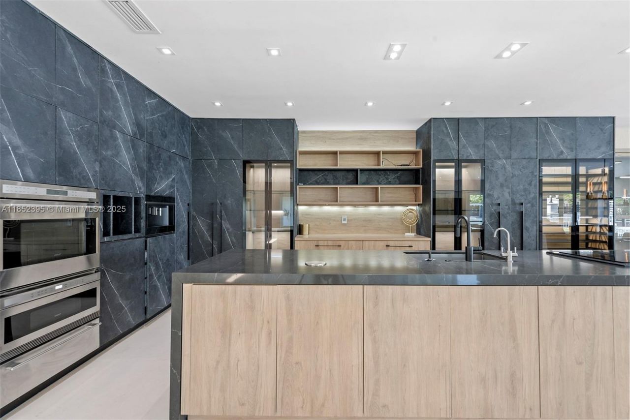 194 Golden Beach Dr, Golden Beach, FL 33160 Photo