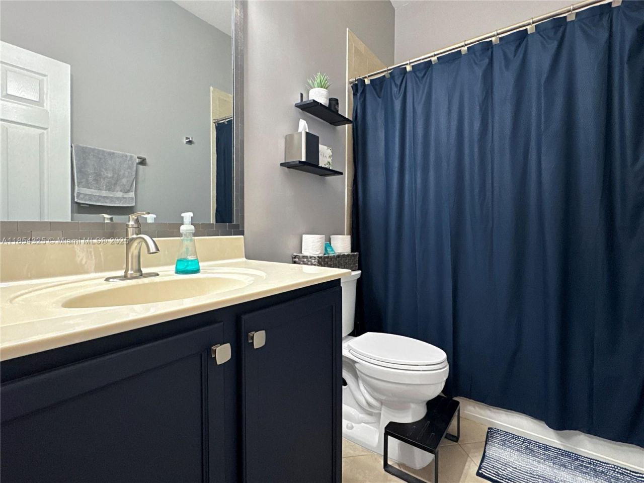 8877 SW 223rd Ln, Cutler Bay, FL 33190 Photo