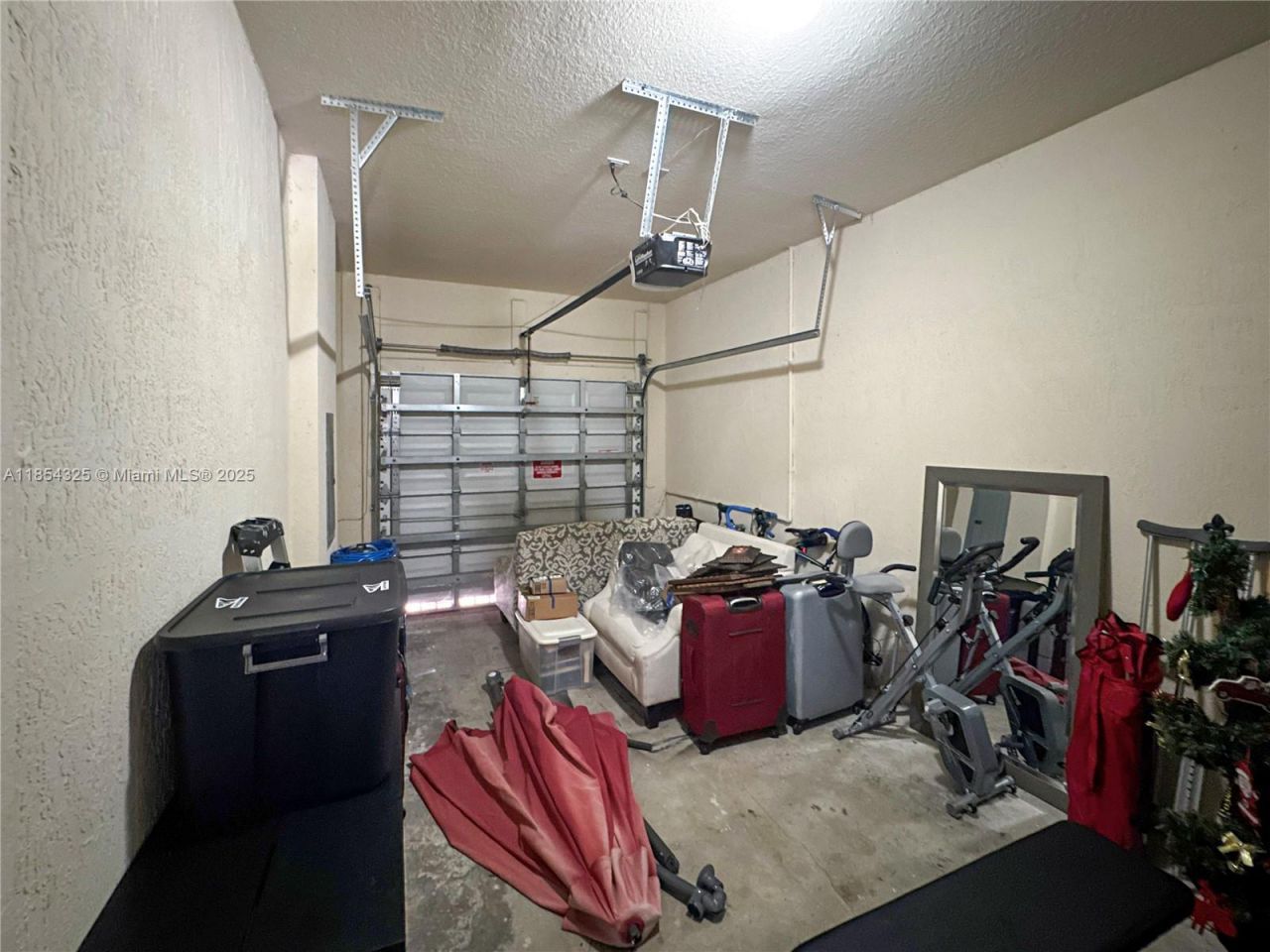 8877 SW 223rd Ln, Cutler Bay, FL 33190 Photo