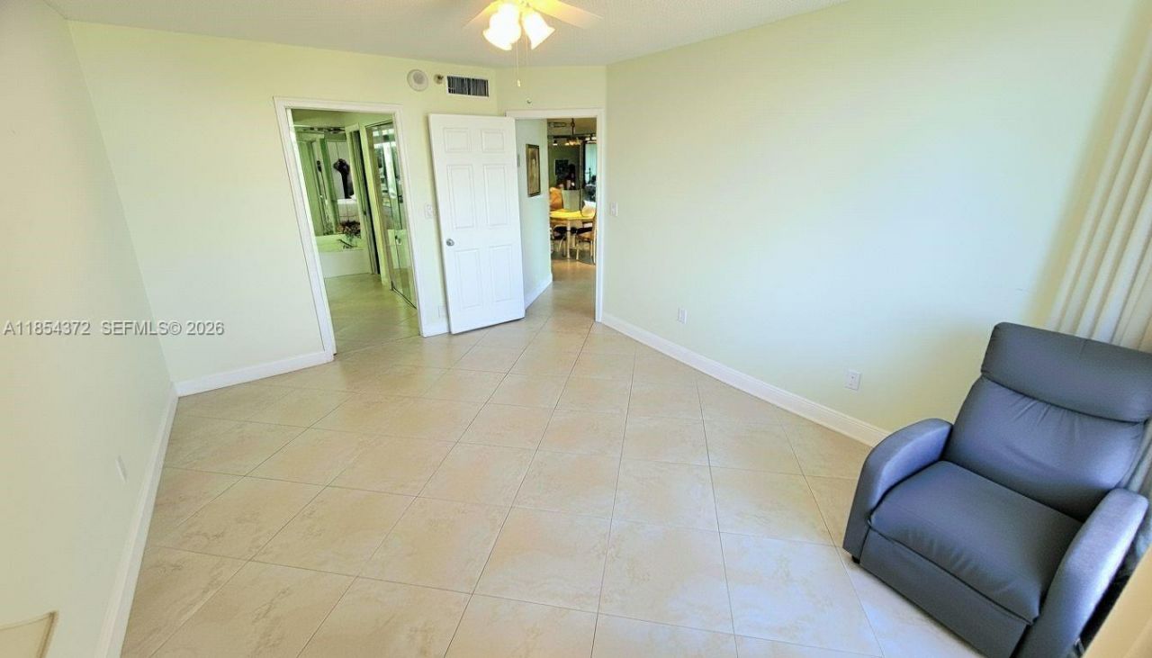 3530 Mystic Pointe Dr, Unit 2508, Aventura, FL 33180 Photo