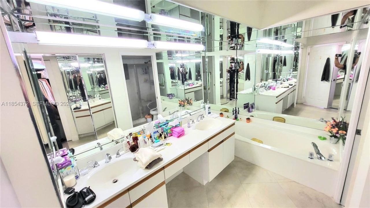 3530 Mystic Pointe Dr, Unit 2508, Aventura, FL 33180 Photo