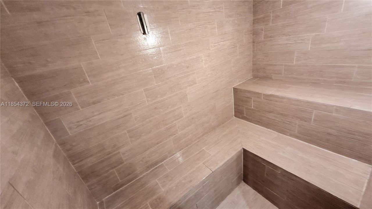 3530 Mystic Pointe Dr, Unit 2508, Aventura, FL 33180 Photo