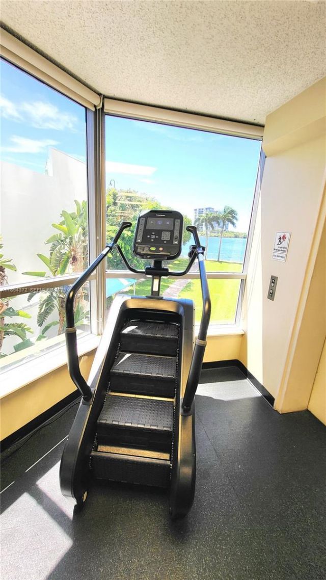 3530 Mystic Pointe Dr, Unit 2508, Aventura, FL 33180 Photo