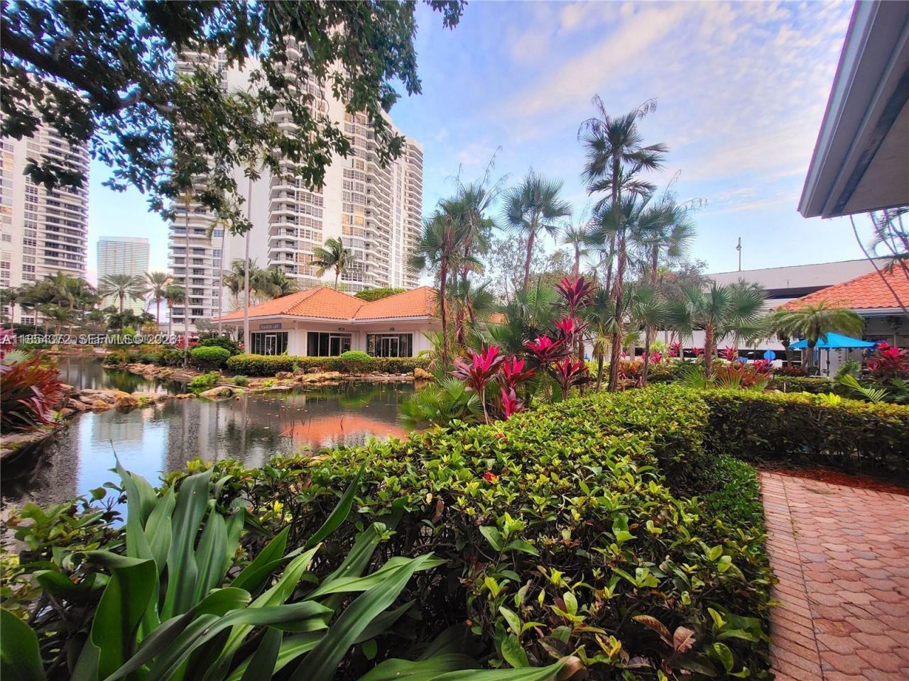 3530 Mystic Pointe Dr, Unit 2508, Aventura, FL 33180 Photo