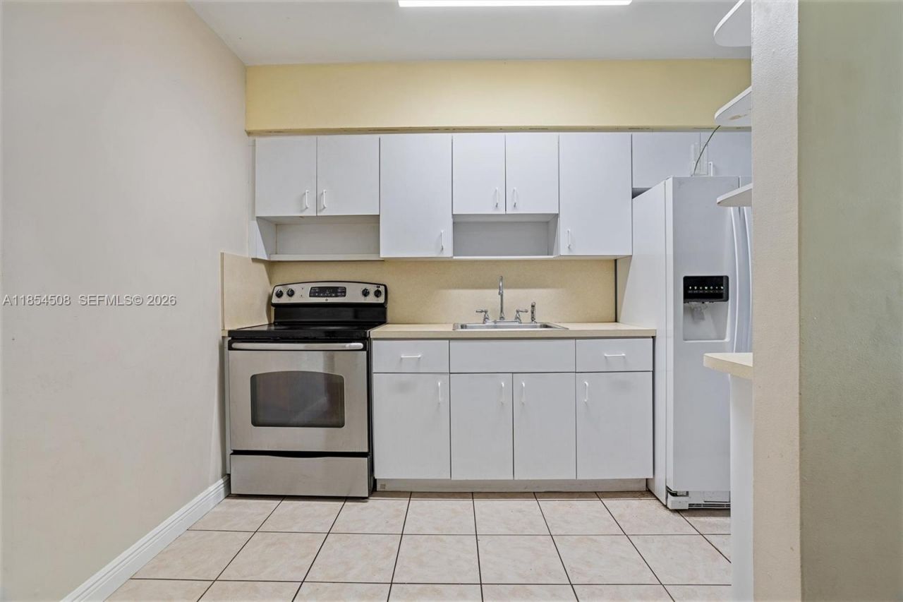 1701 SW 21st St, Miami, FL 33145 Photo