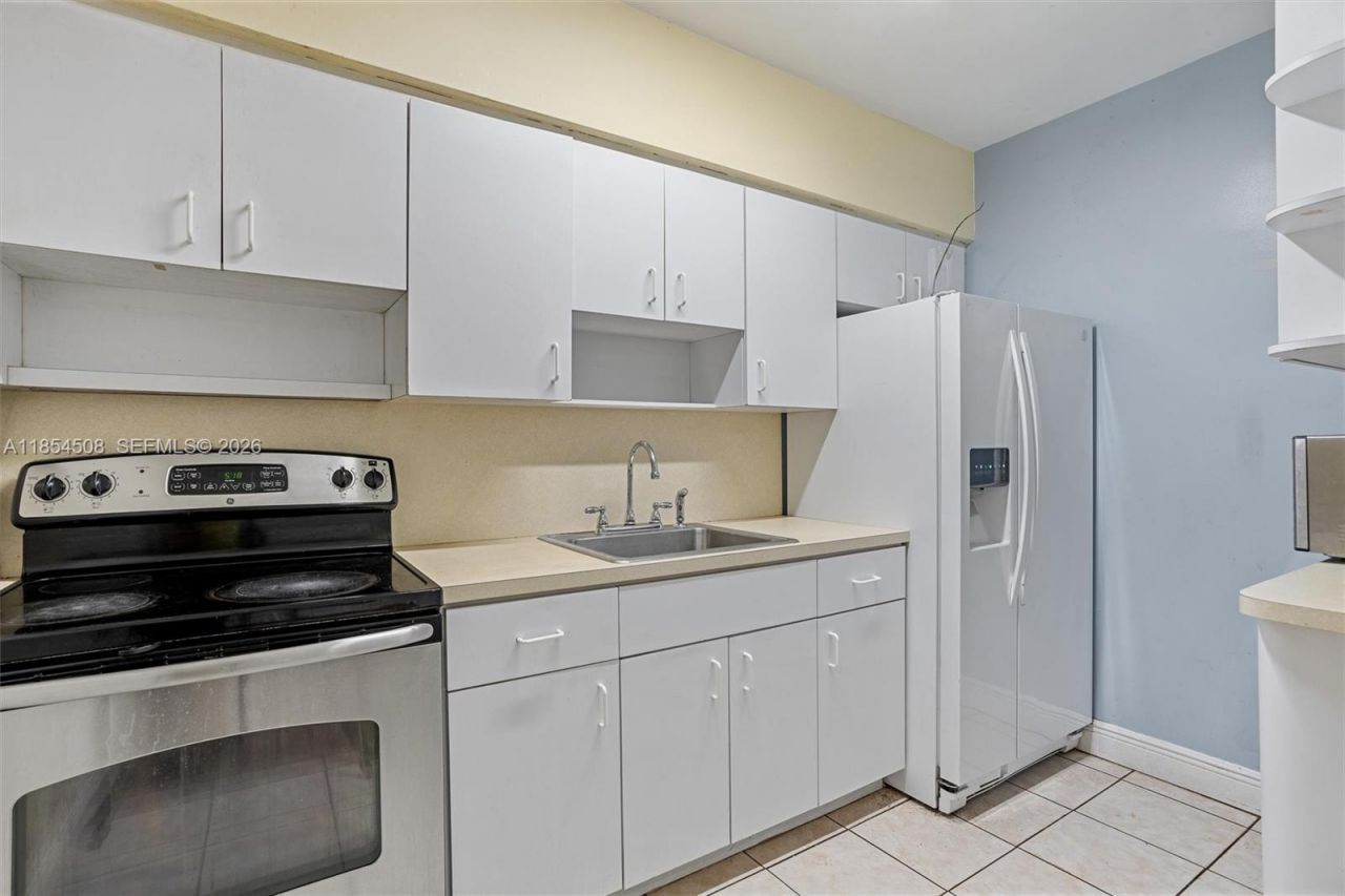 1701 SW 21st St, Miami, FL 33145 Photo