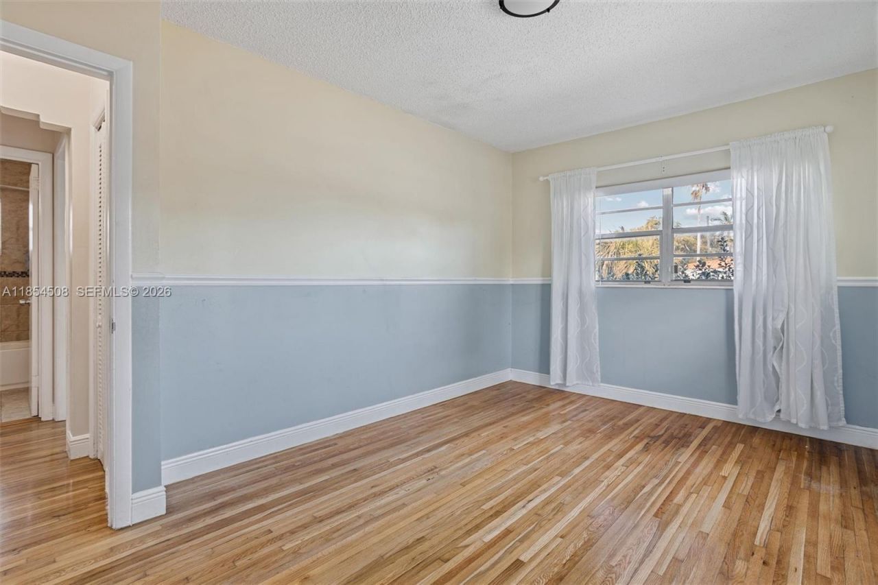 1701 SW 21st St, Miami, FL 33145 Photo