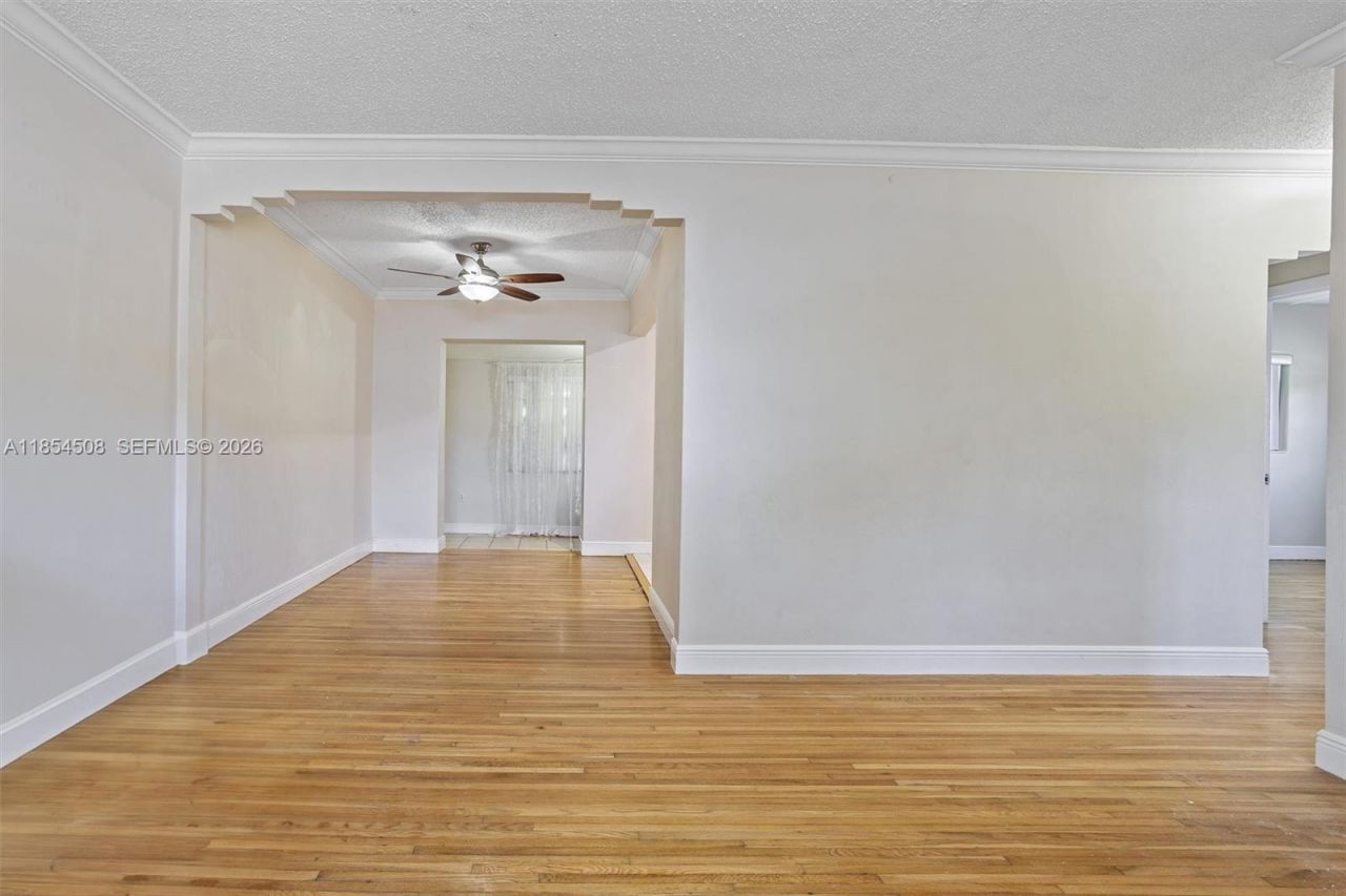 1701 SW 21st St, Miami, FL 33145 Photo