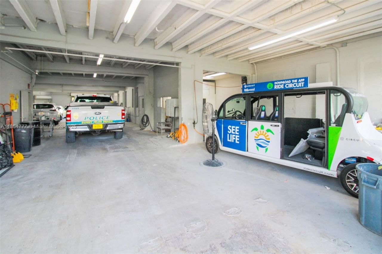 500 S Dixie Hwy, Hollywood, FL 33020 Photo