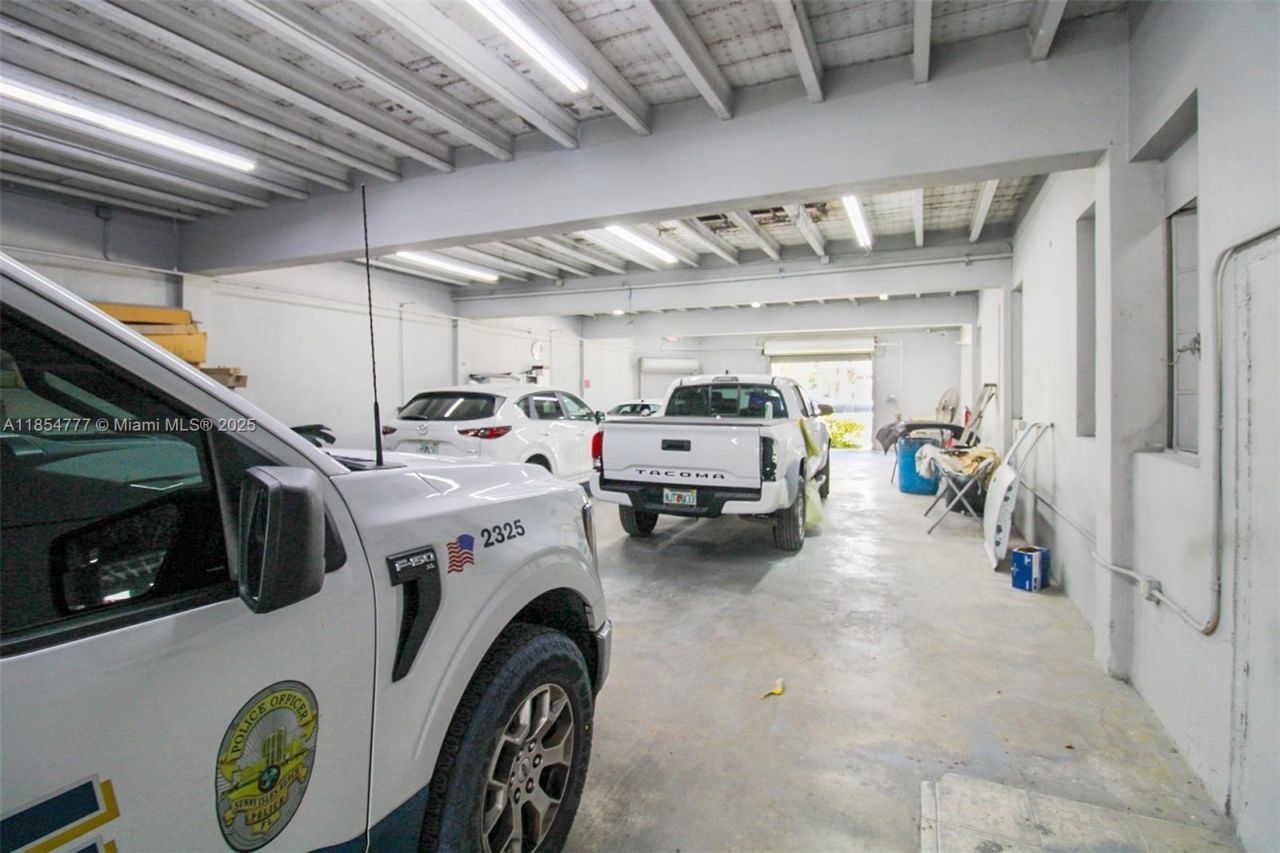 500 S Dixie Hwy, Hollywood, FL 33020 Photo