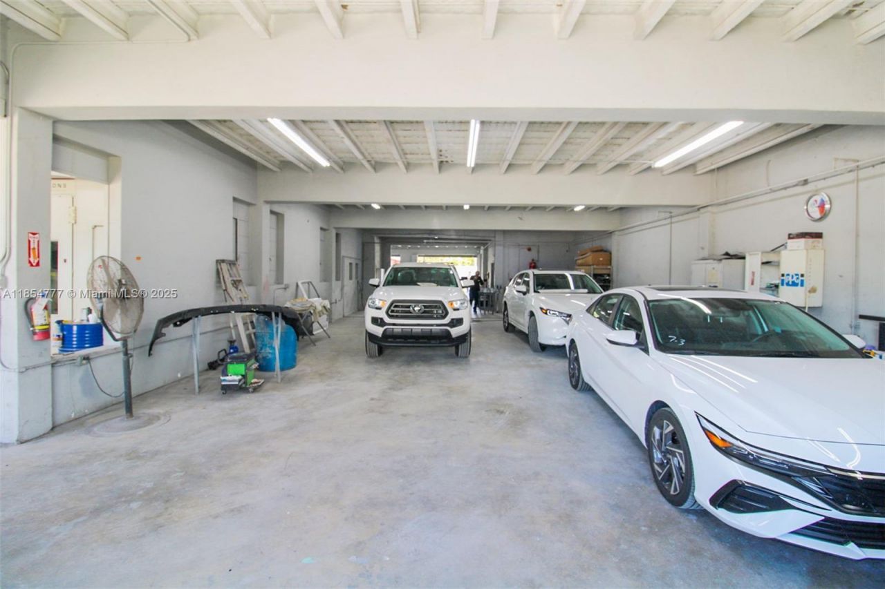 500 S Dixie Hwy, Hollywood, FL 33020 Photo