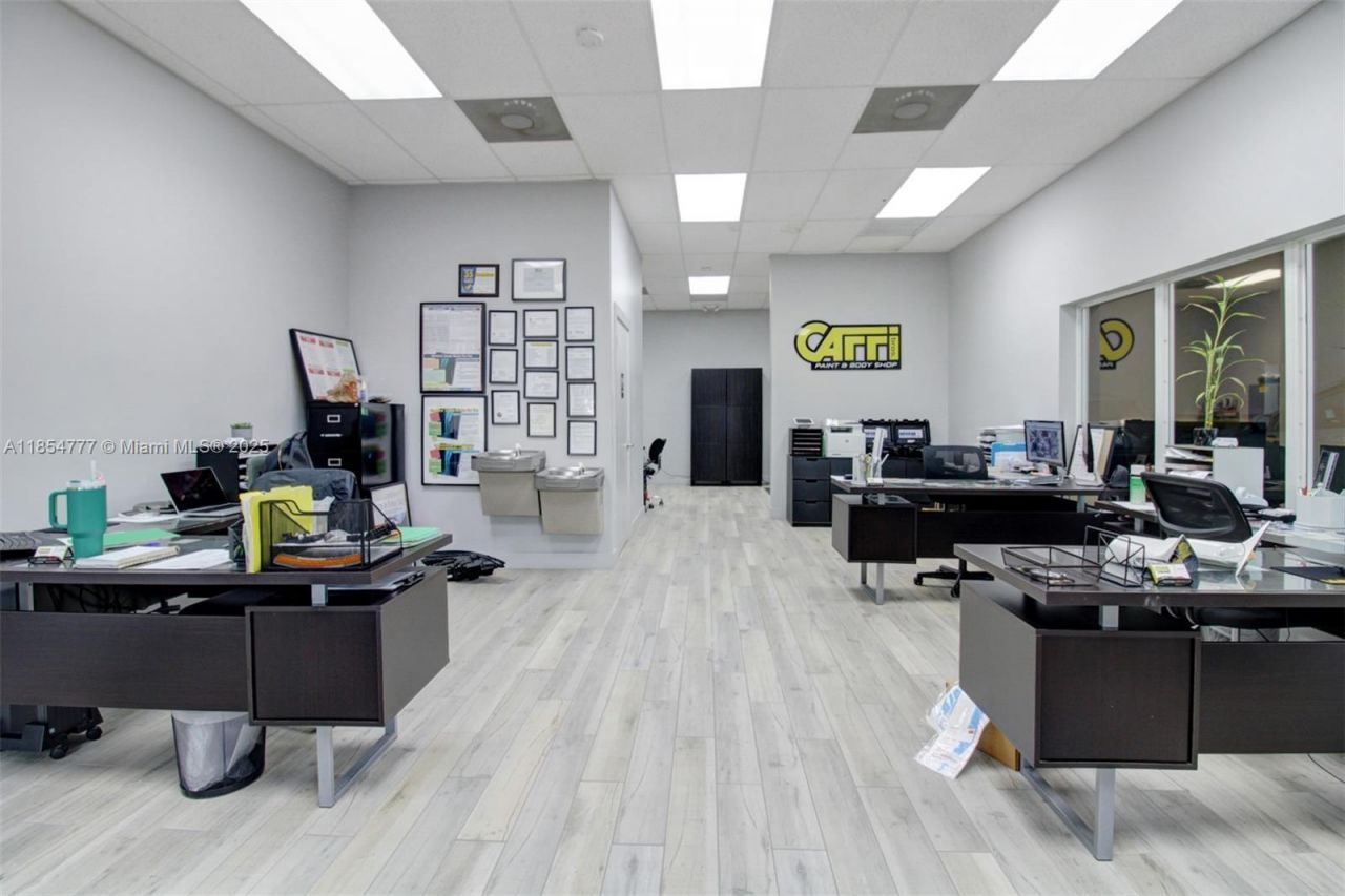 500 S Dixie Hwy, Hollywood, FL 33020 Photo