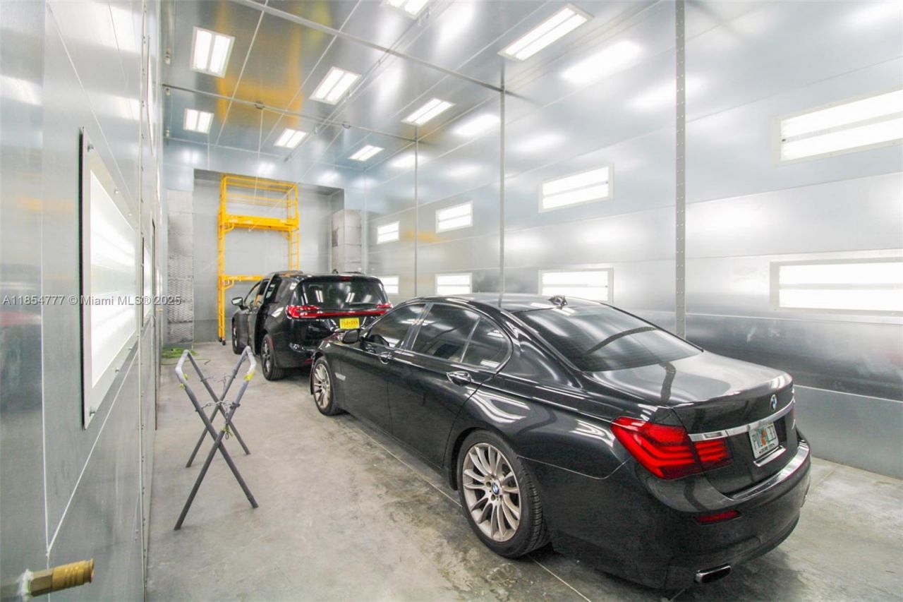 500 S Dixie Hwy, Hollywood, FL 33020 Photo