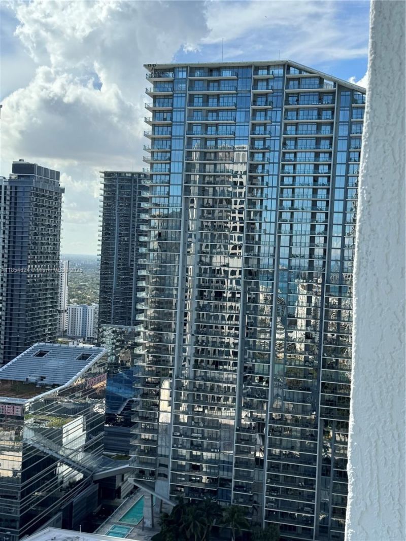 500 Brickell Ave, Unit 1204, Miami, FL 33131 Photo