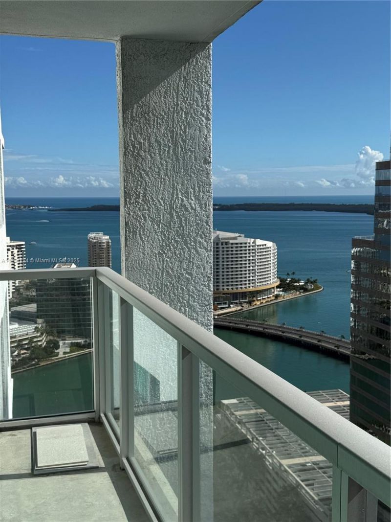 500 Brickell Ave, Unit 1204, Miami, FL 33131 Photo