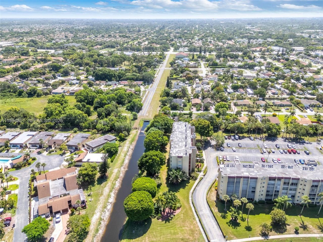 3524 Via Poinciana, Unit 302, Lake Worth, FL 33467 Photo
