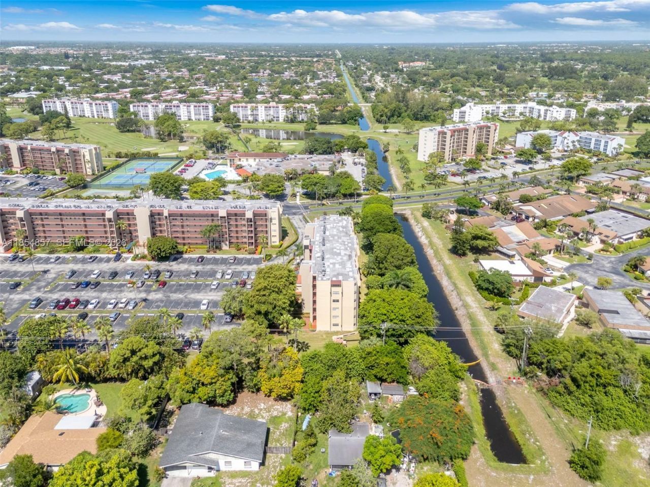 3524 Via Poinciana, Unit 302, Lake Worth, FL 33467 Photo